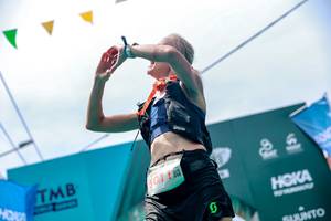 BIB: 501
                            <button type="button" onclick="openModal(24868836)" class="btn btn-primary btn-sm float-right btn-popup" data-toggle="modal" data-target=".modal-high-quality">
                        <i class="fas fa-shopping-cart"></i> Add to Cart
                    </button>
                                            <button type="button" onclick="isThisMe(24868836, true)" class="btn btn-success btn-sm float-right btn-popup btn-isme hidden" data-toggle="tooltip" data-placement="bottom" title="นี่คือรูปของคุณใช่ไหม คลิกที่นี่เพื่อเอาเข้าอัลบั้ม">
                        <i class="fas fa-plus"></i> Add to album
                    </button>
                    <button type="button" onclick="isThisMe(24868836, false)" class="btn btn-warning btn-sm float-right btn-popup btn-isnotme hidden">
                        <i class="fas fa-ban"></i> Remove from album
                    </button>